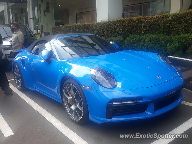 Porsche 911 Turbo spotted in Jakarta, Indonesia