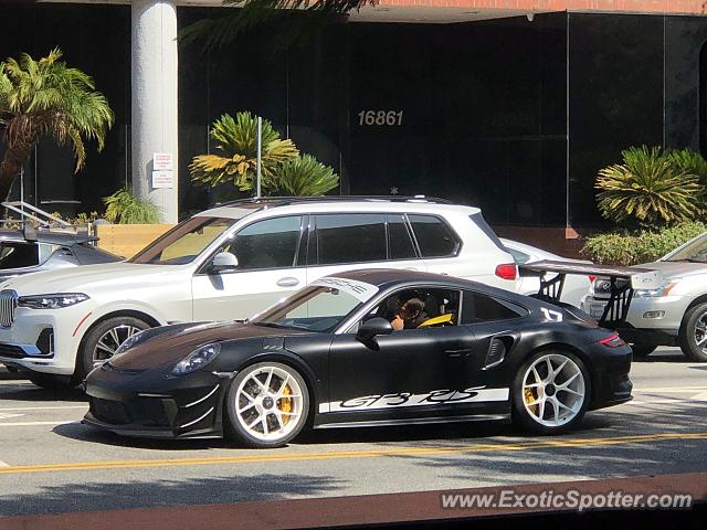 Porsche 911 GT3 spotted in Los Angeles, California