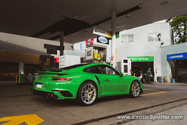 Porsche 911 Turbo spotted in São Paulo, SP, Brazil