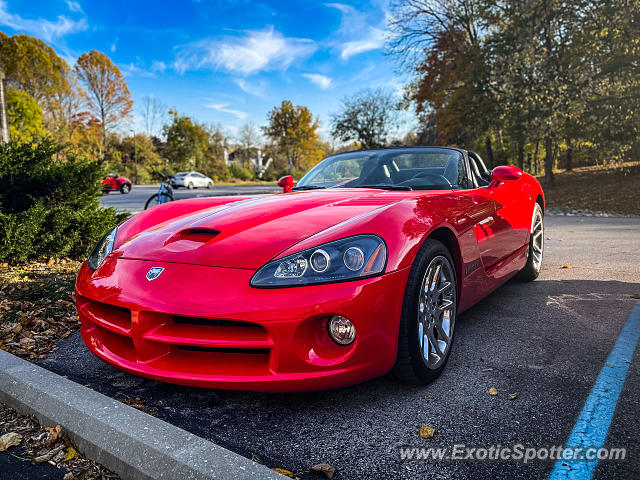 Dodge Viper spotted in Bloomington, Indiana
