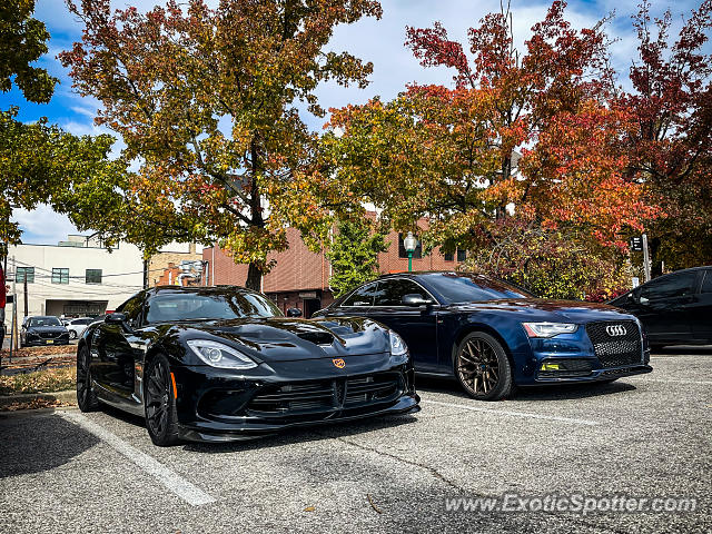 Dodge Viper spotted in Bloomington, Indiana