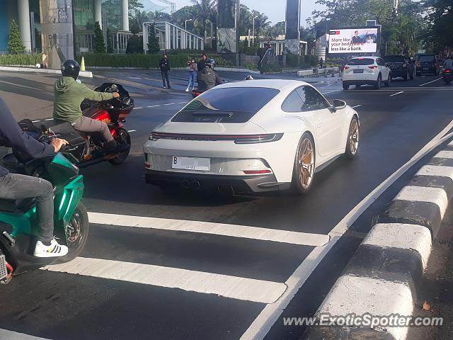 Porsche 911 GT3 spotted in Jakarta, Indonesia