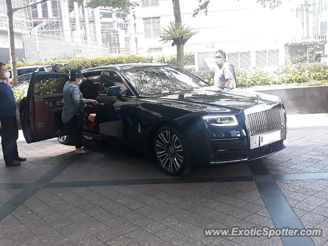 Rolls-Royce Ghost spotted in Jakarta, Indonesia