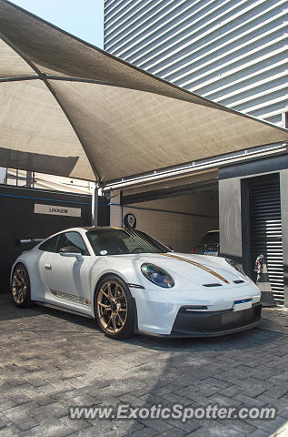 Porsche 911 GT3 spotted in Curitiba, PR, Brazil