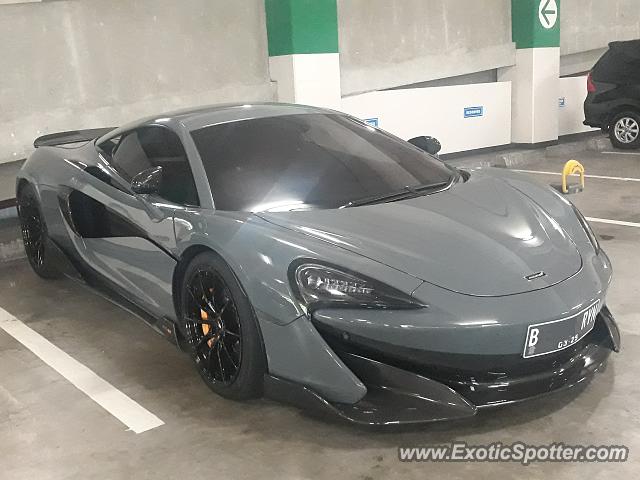 Mclaren 600LT spotted in Jakarta, Indonesia