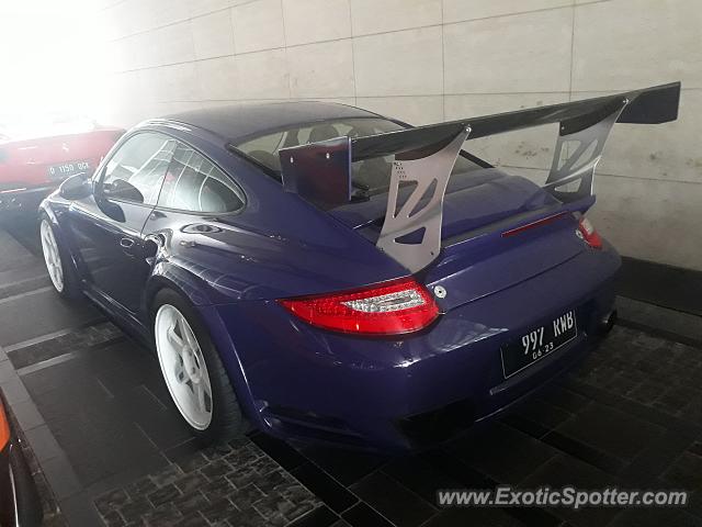 Porsche 911 spotted in Jakarta, Indonesia