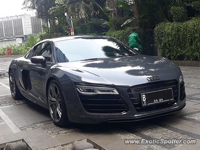 Audi R8 spotted in Jakarta, Indonesia