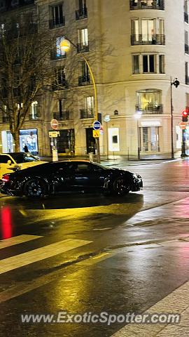 Bugatti Chiron spotted in Paris, France