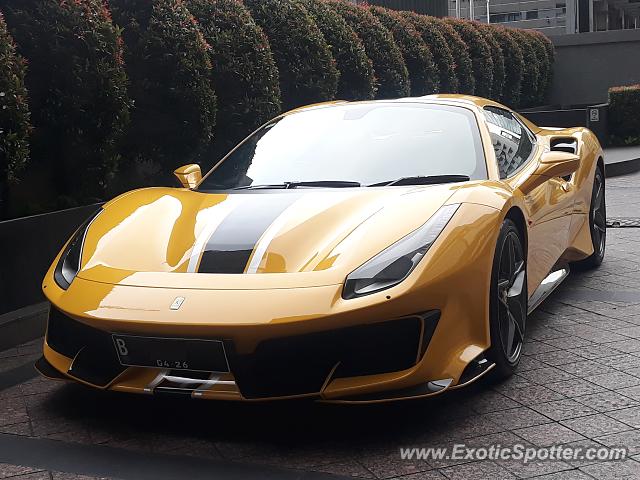 Ferrari 488 GTB spotted in Jakarta, Indonesia