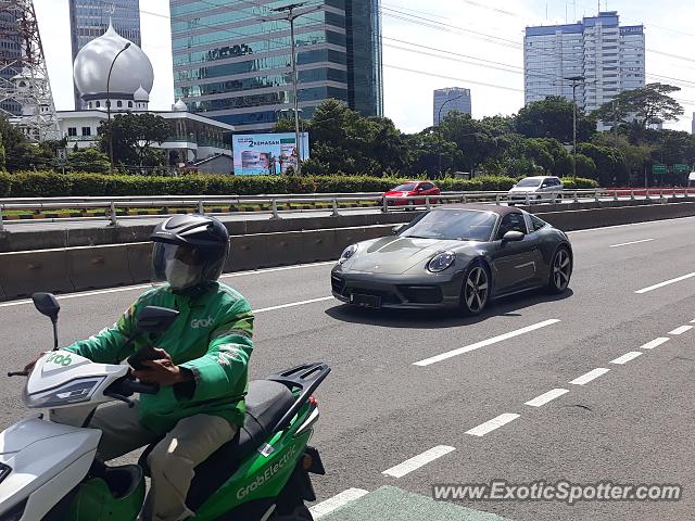 Porsche 911 spotted in Jakarta, Indonesia