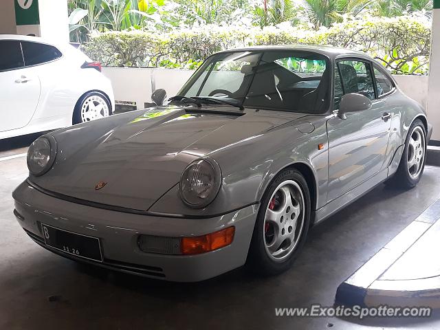 Porsche 911 spotted in Jakarta, Indonesia