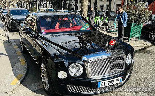 Bentley Mulsanne spotted in Paris, France