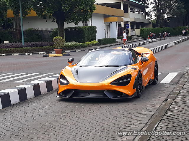 Mclaren 765LT spotted in Jakarta, Indonesia