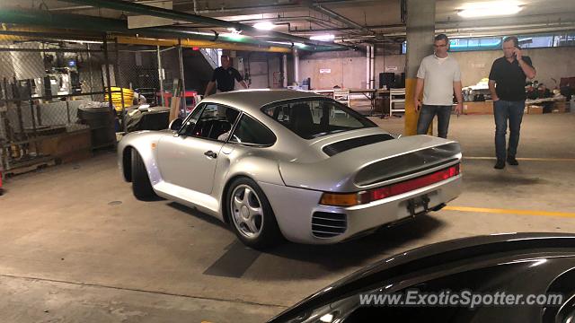 Porsche 959 spotted in Amelia, Florida