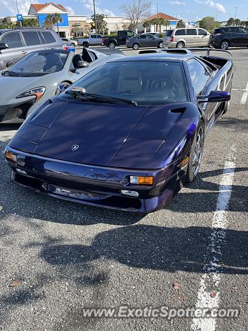 Lamborghini Diablo spotted in Jacksonville, Florida