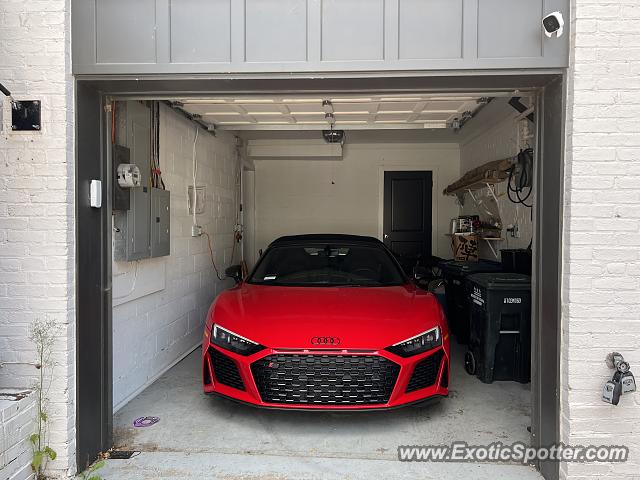 Audi R8 spotted in Washington DC, United States