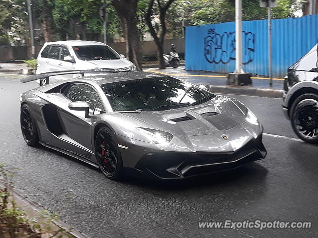 Lamborghini Aventador spotted in Jakarta, Indonesia