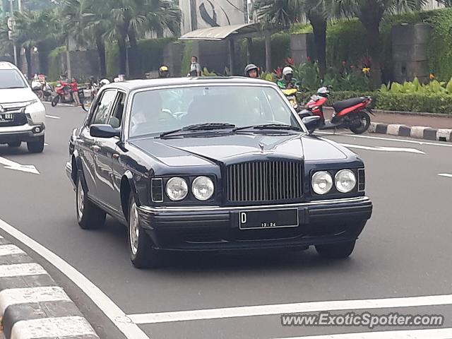 Bentley Turbo R spotted in Jakarta, Indonesia