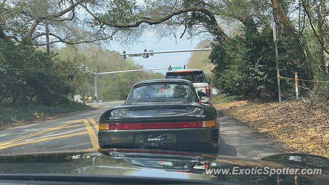 Porsche 959 spotted in Amelia Island, Florida