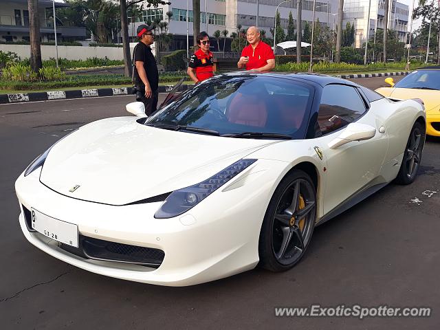 Ferrari 458 Italia spotted in Jakarta, Indonesia