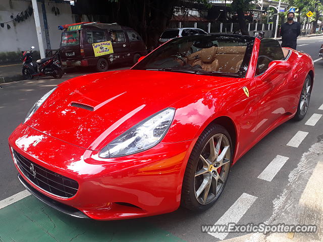 Ferrari California spotted in Jakarta, Indonesia