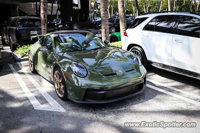 Porsche 911 GT3 spotted in Bal Harbour, Florida