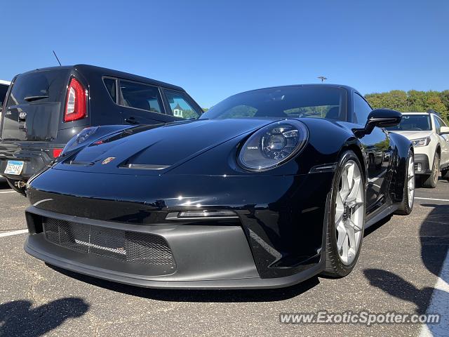 Porsche 911 GT3 spotted in Wayzata, Minnesota