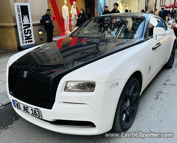 Rolls-Royce Wraith spotted in Istanbul, Turkey