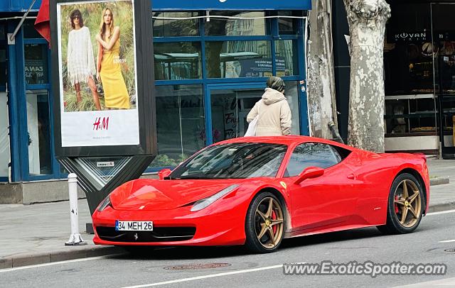 Ferrari 458 Italia spotted in Istanbul, Turkey