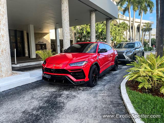 Lamborghini Urus spotted in Hollywood, Florida