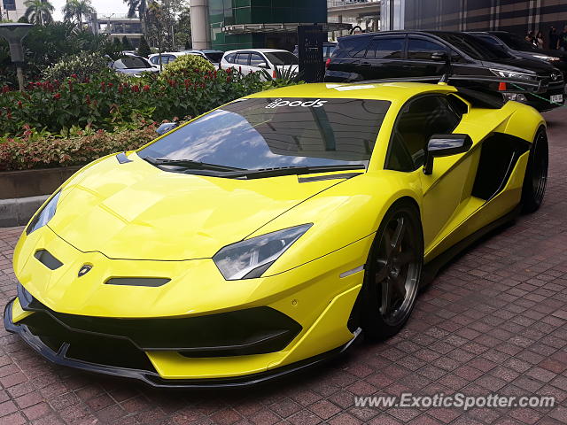 Lamborghini Aventador spotted in Jakarta, Indonesia