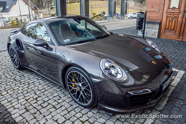 Porsche 911 Turbo spotted in Karpacz, Poland