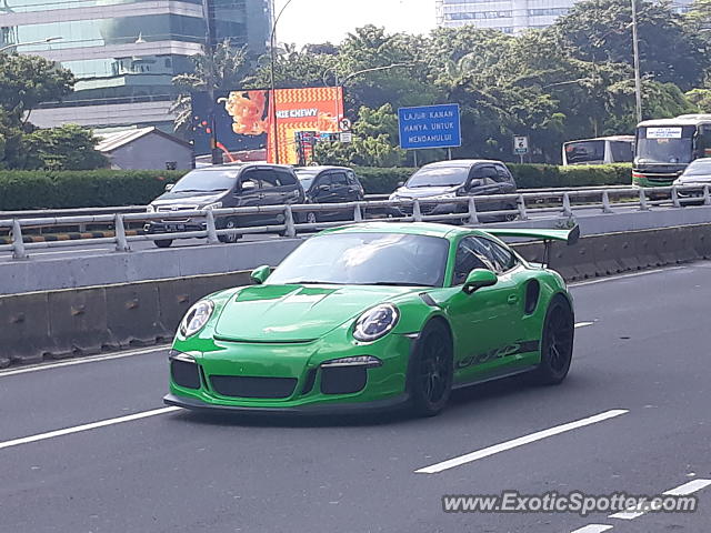Porsche 911 GT3 spotted in Jakarta, Indonesia