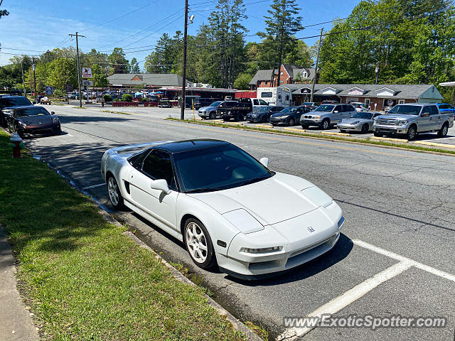 Acura NSX spotted in Brevard, North Carolina