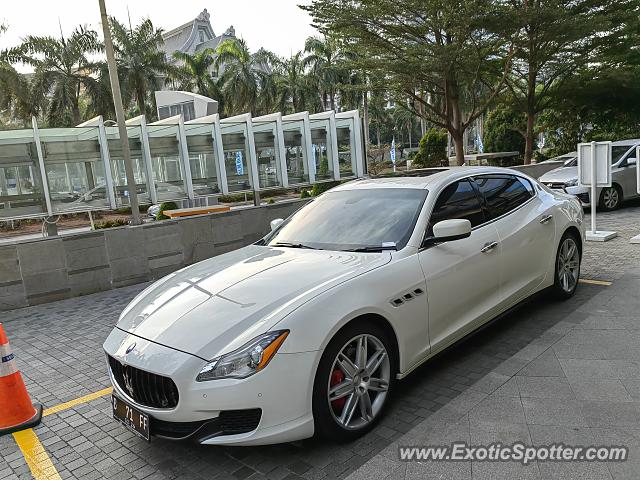 Maserati Quattroporte spotted in Jakarta, Indonesia