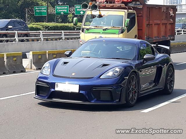 Porsche Cayman GT4 spotted in Jakarta, Indonesia