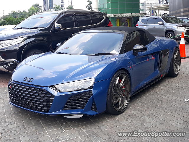 Audi R8 spotted in Jakarta, Indonesia