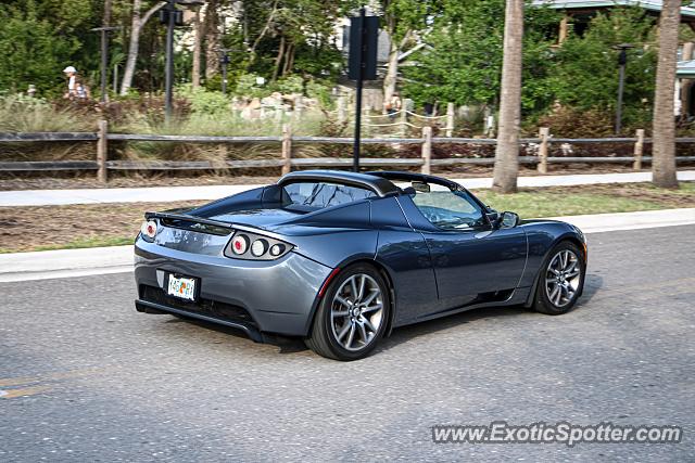 Tesla Roadster spotted in Amelia Island, Florida