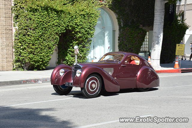 Bugatti 35b spotted in Beverly Hills, California