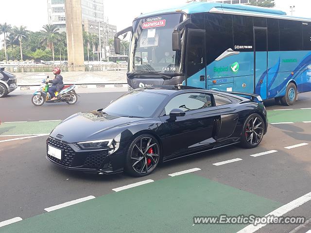 Audi R8 spotted in Jakarta, Indonesia