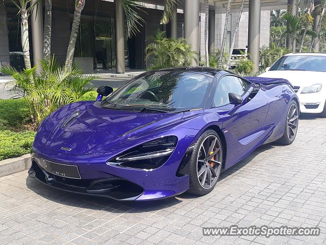 Mclaren 720S spotted in Jakarta, Indonesia