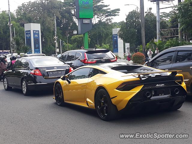 Lamborghini Huracan spotted in Jakarta, Indonesia