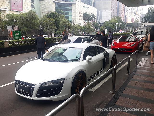 Audi R8 spotted in Jakarta, Indonesia