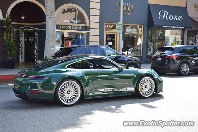 Porsche 911 GT3 spotted in Beverly Hills, California