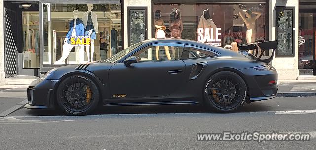 Porsche 911 GT2 spotted in Zurich, Switzerland