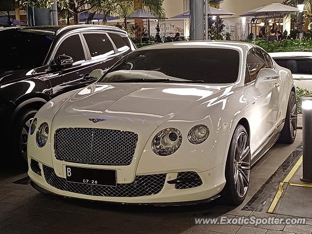 Bentley Continental spotted in Jakarta, Indonesia
