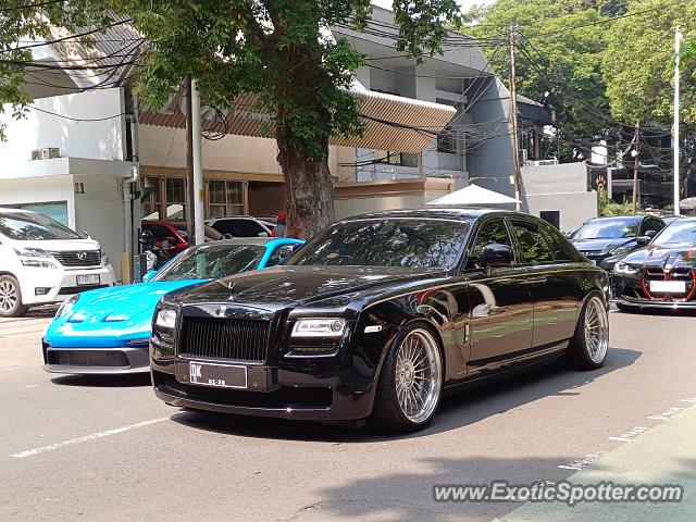 Rolls-Royce Ghost spotted in Jakarta, Indonesia