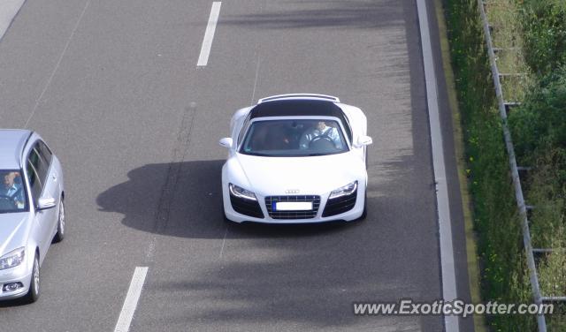 Audi R8 spotted in Motoway, Germany