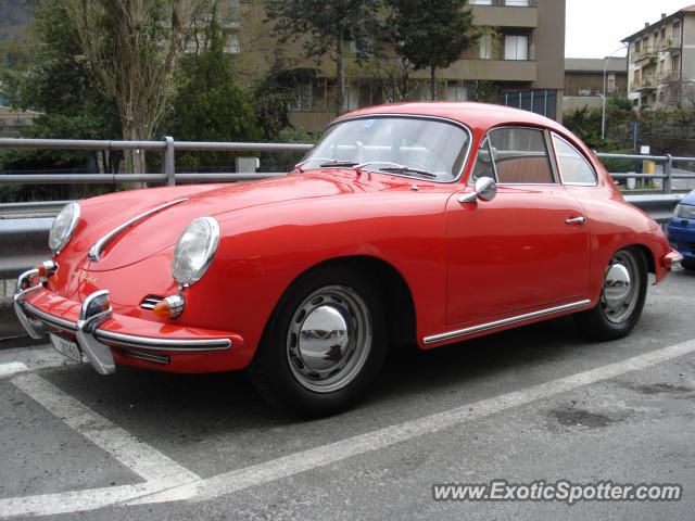 Porsche 356 spotted in Tavernola (Como), Italy
