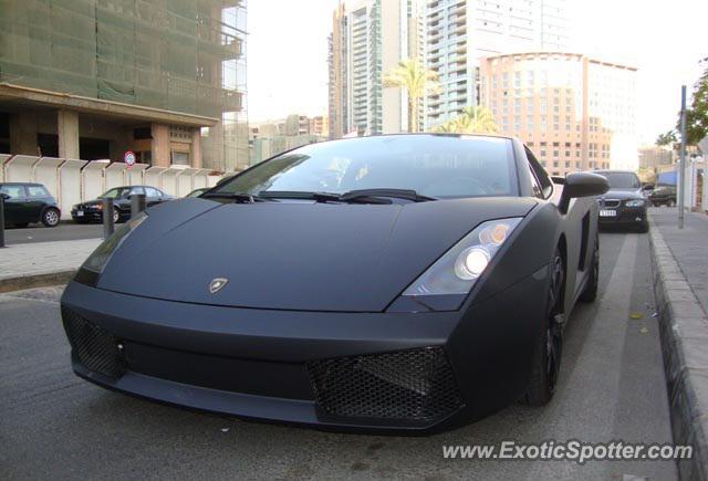 Lamborghini Gallardo spotted in Beirut, Lebanon